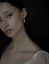 BRAUT OHRRINGE - KNOT MINI PEARL